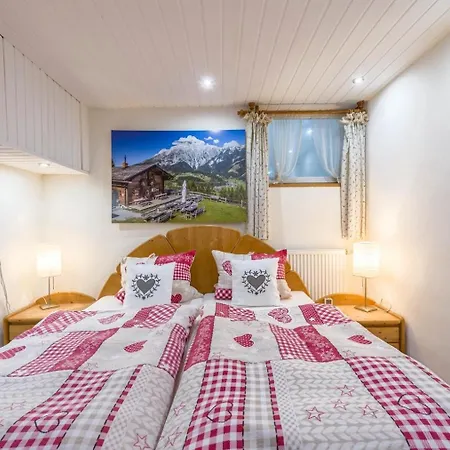 Zwischen Chiemsee Und Bergen Ug Apartman
