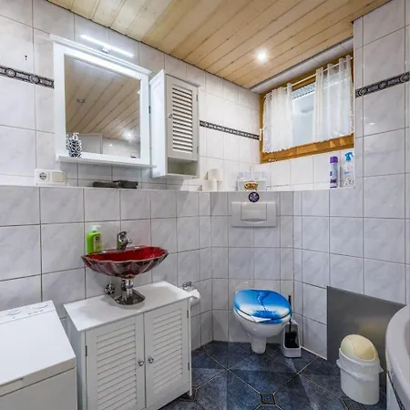 Apartman Zwischen Chiemsee Und Bergen Ug *