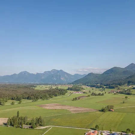 Apartman Zwischen Chiemsee Und Bergen Ug *