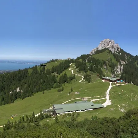 Zwischen Chiemsee Und Bergen Ug Apartman Bernau am Chiemsee