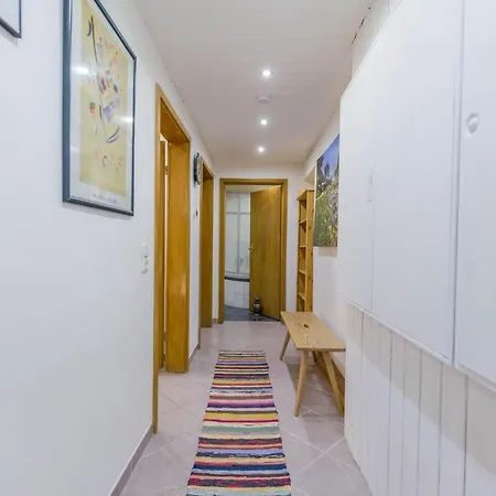 Apartment Zwischen Chiemsee Und Bergen Ug
