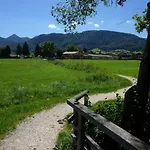 Zwischen Chiemsee Und Bergen Ug * Bernau am Chiemsee
